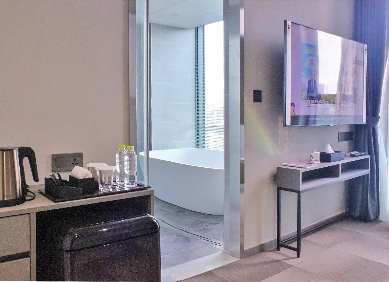 Hotel U5 Сеул Экстерьер фото