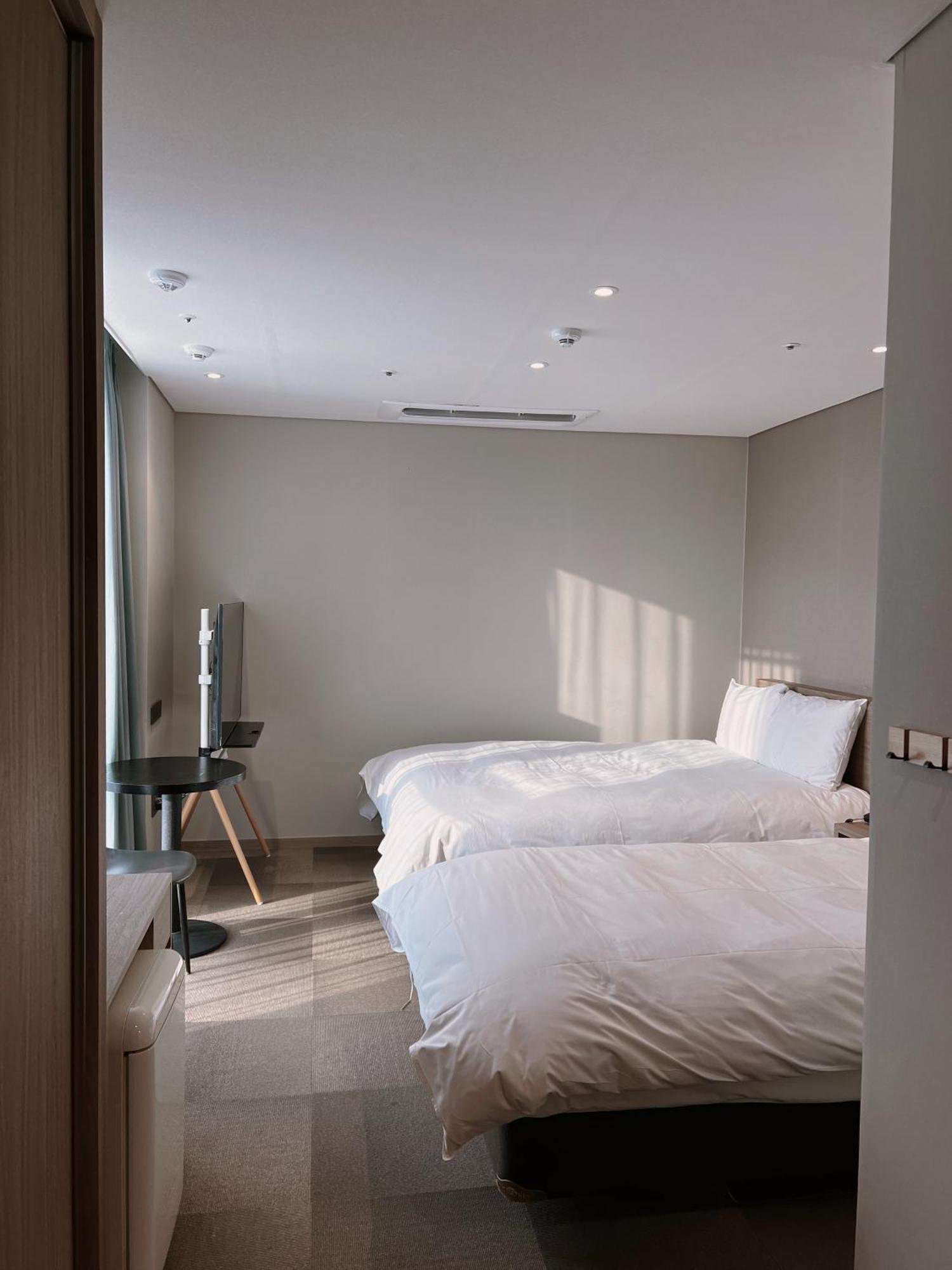 Hotel U5 Сеул Экстерьер фото